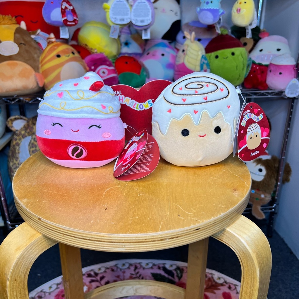 Squishmallows Pink and White Dessert Duo
